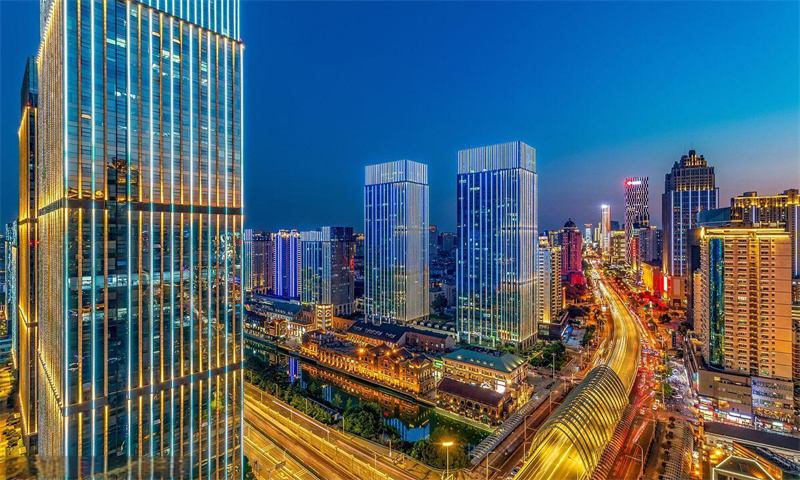 汉街总部国际.jpg
