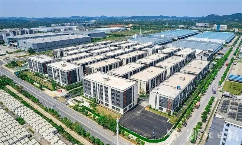长咀科技园成功举办“科技创新与产业发展论坛”