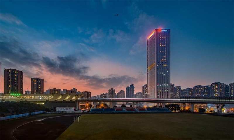《办公室出租全攻略：安全高效租房指南》